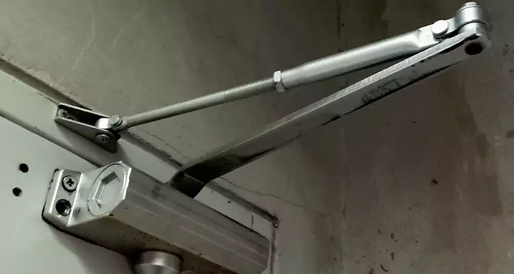 Door Closer Parallel Arm Installation in Seminole, FL